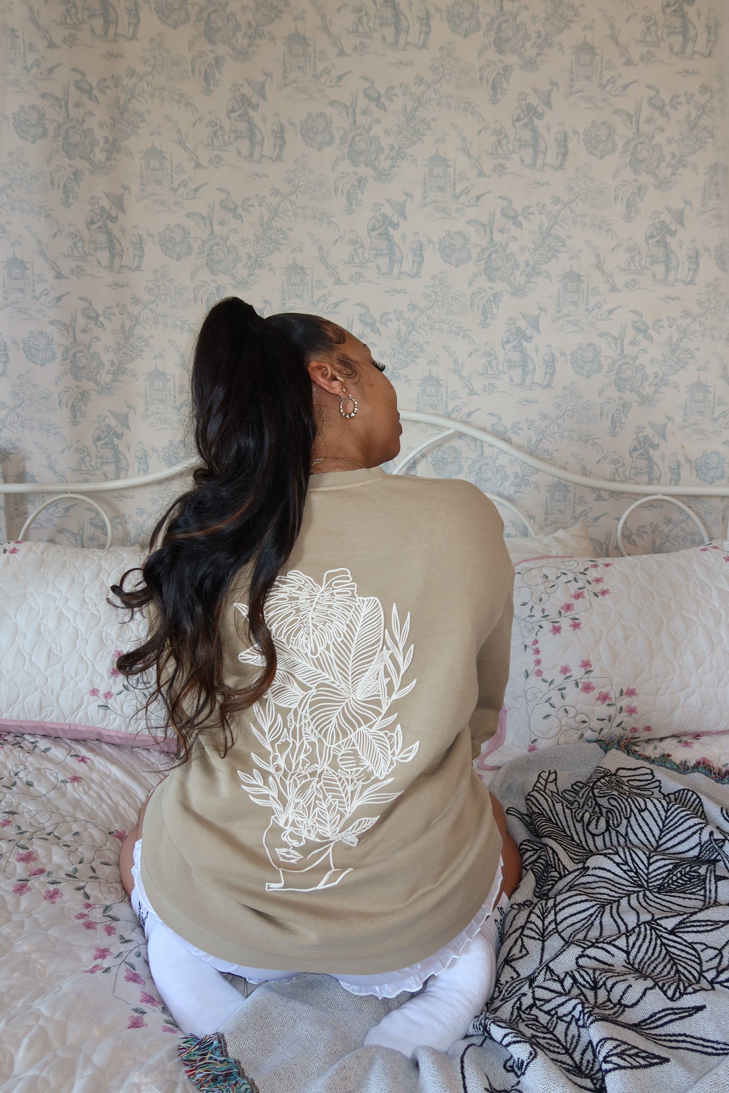 Growth Over Comfort Sweatshirt